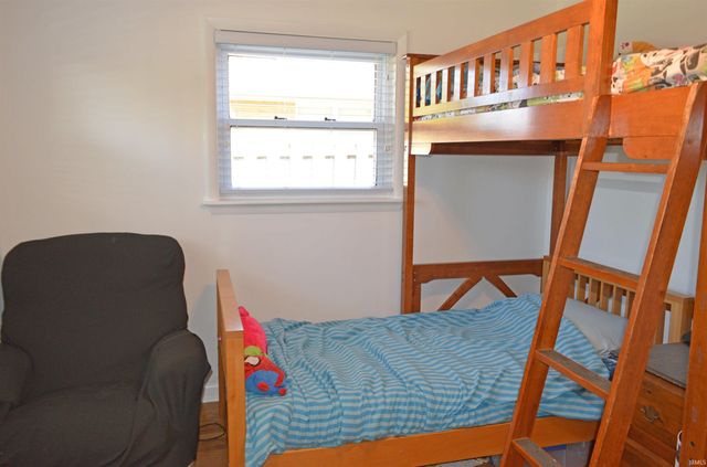 5009 Elmhurst Drive, Evansville, IN 47711
