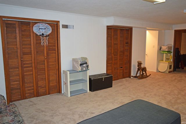 5009 Elmhurst Drive, Evansville, IN 47711