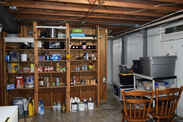 5009 Elmhurst Drive, Evansville, IN 47711
