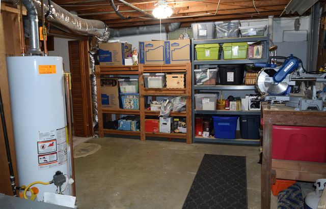 5009 Elmhurst Drive, Evansville, IN 47711