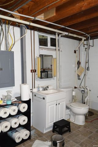 5009 Elmhurst Drive, Evansville, IN 47711