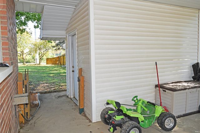 5009 Elmhurst Drive, Evansville, IN 47711