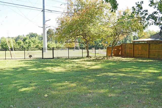 5009 Elmhurst Drive, Evansville, IN 47711