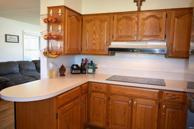 5009 Elmhurst Drive, Evansville, IN 47711