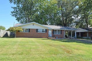 5009 Elmhurst Drive, Evansville, IN 47711