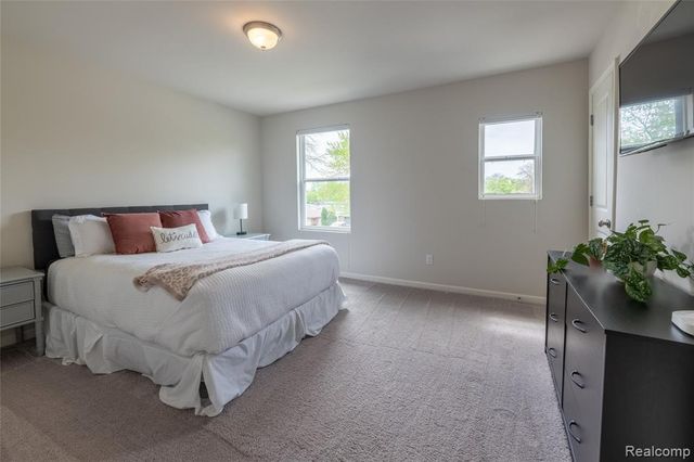 3418 Woodmont Avenue, Trenton, MI 48183
