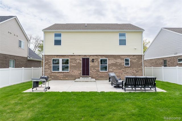 3418 Woodmont Avenue, Trenton, MI 48183