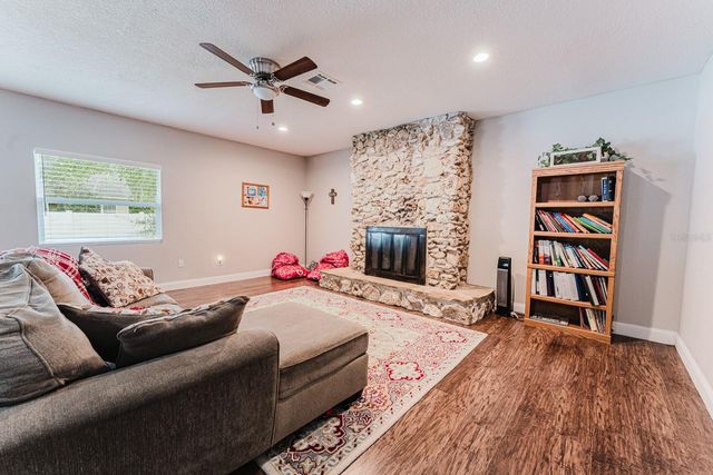 1810 BLACKSTON AVENUE, Sanford, FL 32771