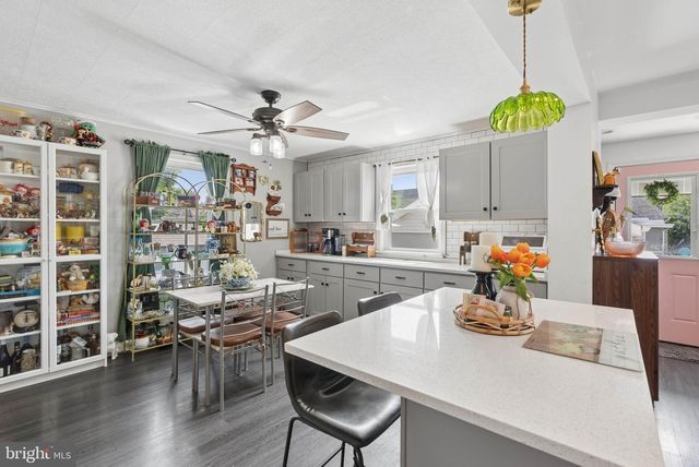 12 BROADSHIP RD, Baltimore, MD 21222