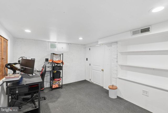 12 BROADSHIP RD, Baltimore, MD 21222