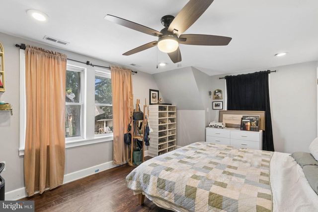 12 BROADSHIP RD, Baltimore, MD 21222