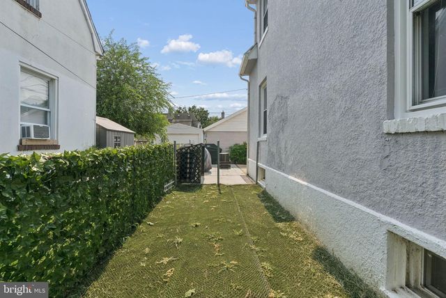 12 BROADSHIP RD, Baltimore, MD 21222