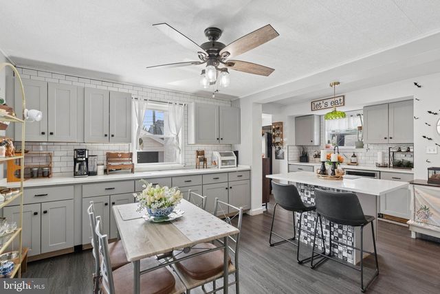 12 BROADSHIP RD, Baltimore, MD 21222