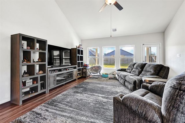 8935 Beacon Mill Drive, Cypress, TX 77433