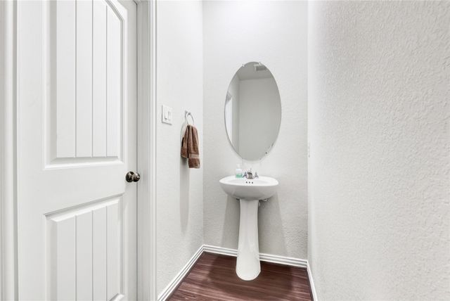 8935 Beacon Mill Drive, Cypress, TX 77433