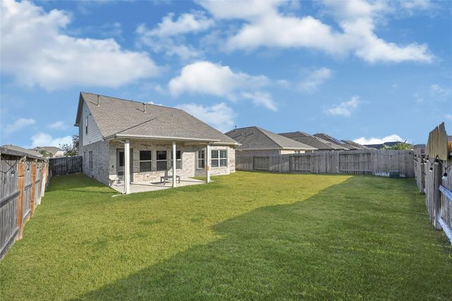 8935 Beacon Mill Drive, Cypress, TX 77433