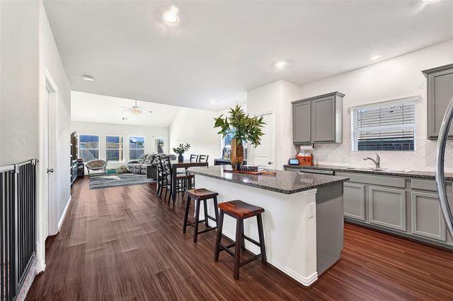 8935 Beacon Mill Drive, Cypress, TX 77433