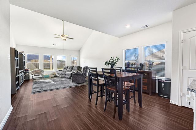 8935 Beacon Mill Drive, Cypress, TX 77433