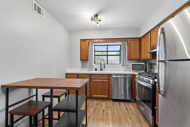 3727 214th Place 1B, Matteson, IL 60443
