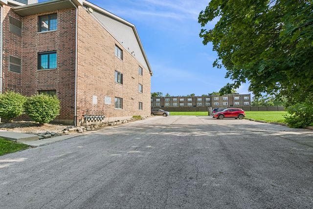 3727 214th Place 1B, Matteson, IL 60443
