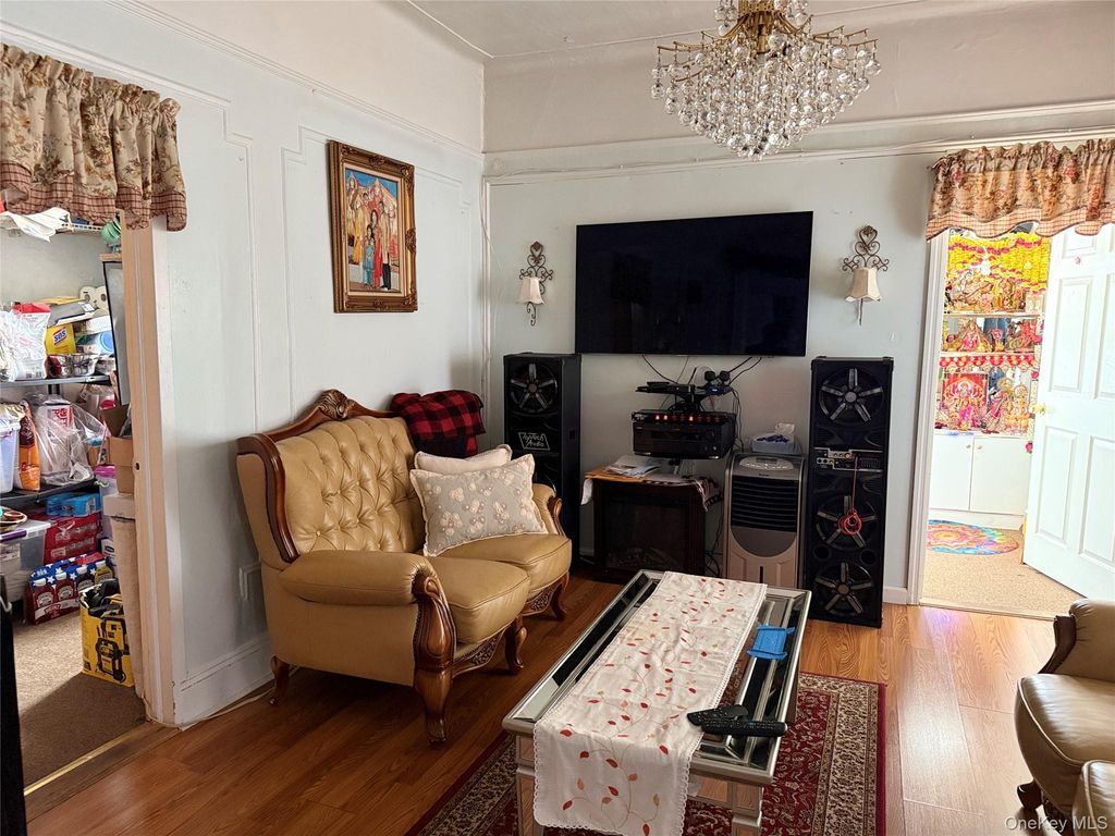 9725 109th Street, Richmond Hill S., NY 11419 — photo 4