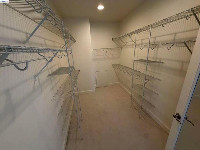 1695 N Terracina Dr, Dublin, CA 94568