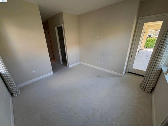 1695 N Terracina Dr, Dublin, CA 94568