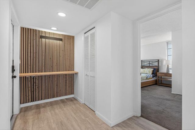 3960 Oaks Clubhouse Drive 512, Pompano Beach, FL 33069