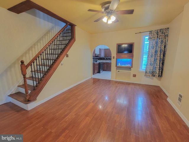 4141 SALEM ST, Philadelphia, PA 19124