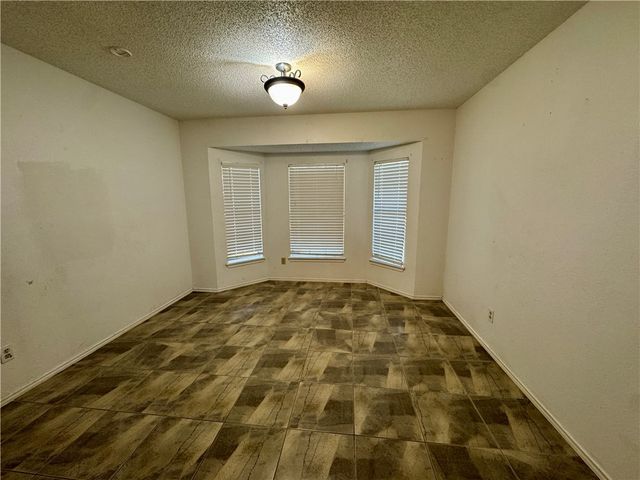 3009 Hilldale Dr, Corpus Christi, TX 78415