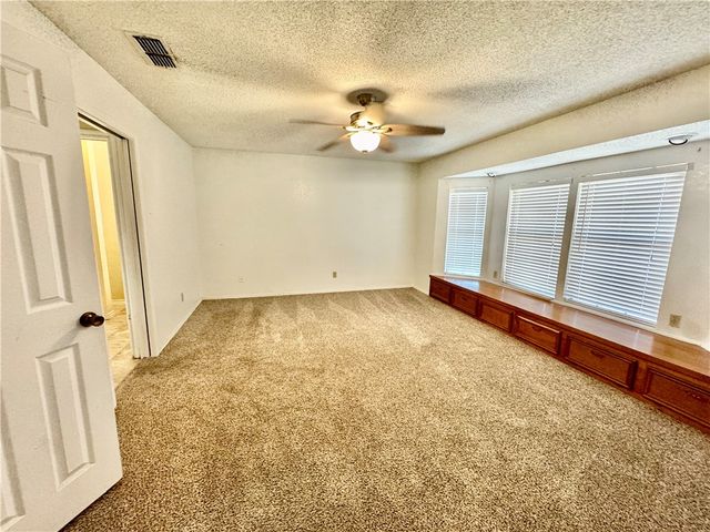 3009 Hilldale Dr, Corpus Christi, TX 78415