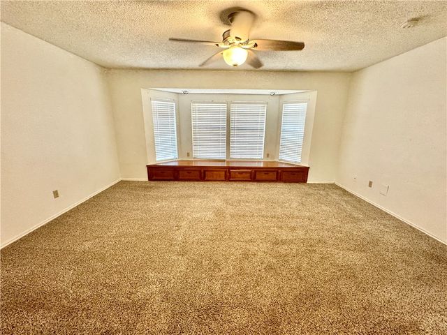 3009 Hilldale Dr, Corpus Christi, TX 78415