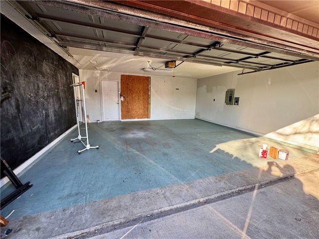 3009 Hilldale Dr, Corpus Christi, TX 78415