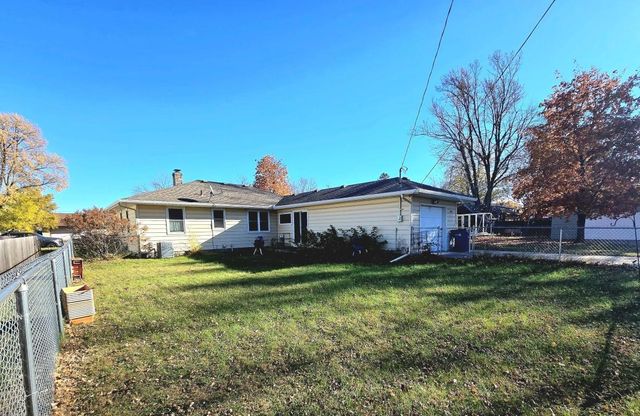 1285 11th Avenue N, Saint Cloud, MN 56303