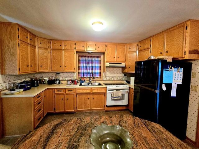 1285 11th Avenue N, Saint Cloud, MN 56303