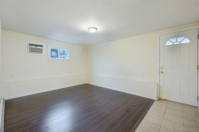 29 N Baldwin Place, Massapequa, NY 11758