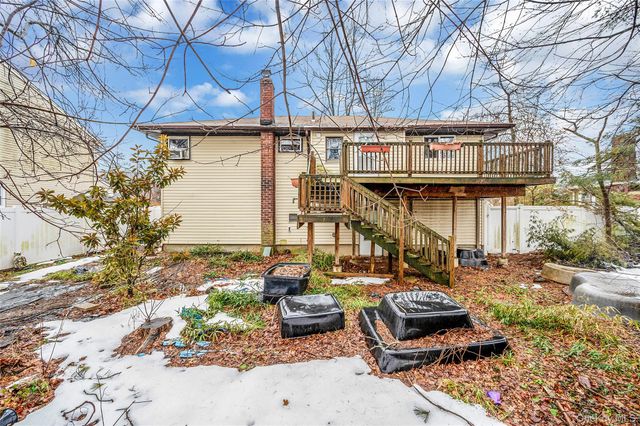 29 N Baldwin Place, Massapequa, NY 11758