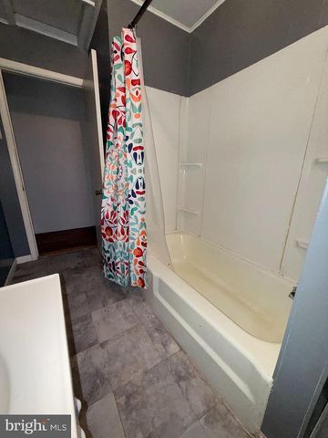 97 STORMY LN, Springfield, WV 26763