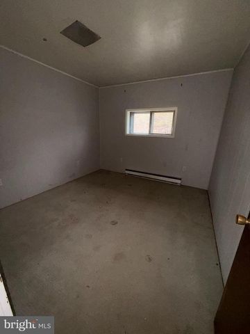 97 STORMY LN, Springfield, WV 26763