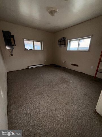 97 STORMY LN, Springfield, WV 26763