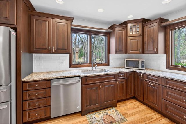 N2621 BAMBI COURT, Wautoma, WI 54982