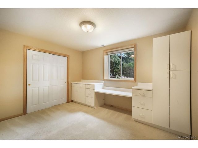 1590 Longview Cir, Monument, CO 80132