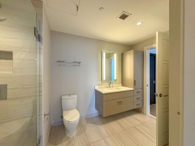 40 Traveler St 507, Boston, MA 02118