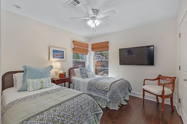 1110 W Oltorf ST, Austin, TX 78704