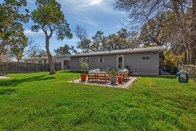 1110 W Oltorf ST, Austin, TX 78704