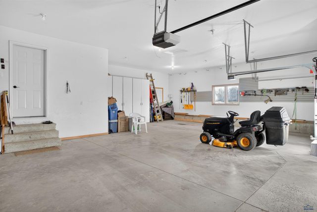 945 ENCHANTMENT RD, Rapid City, SD 57701