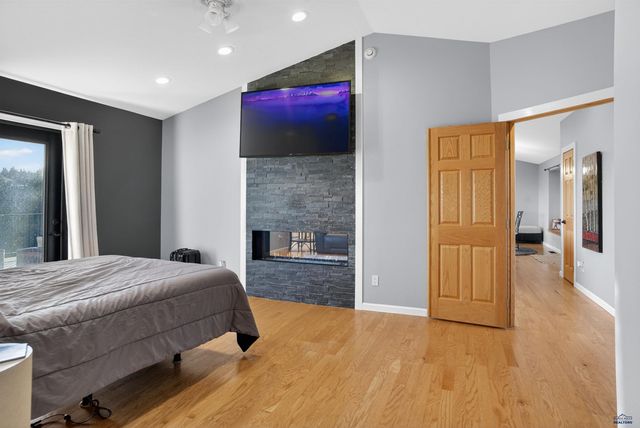 945 ENCHANTMENT RD, Rapid City, SD 57701