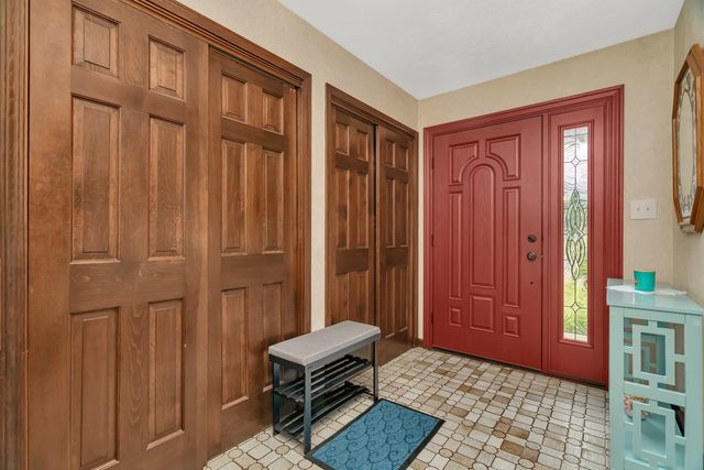 25049 W Kay Drive, Plainfield, IL 60586