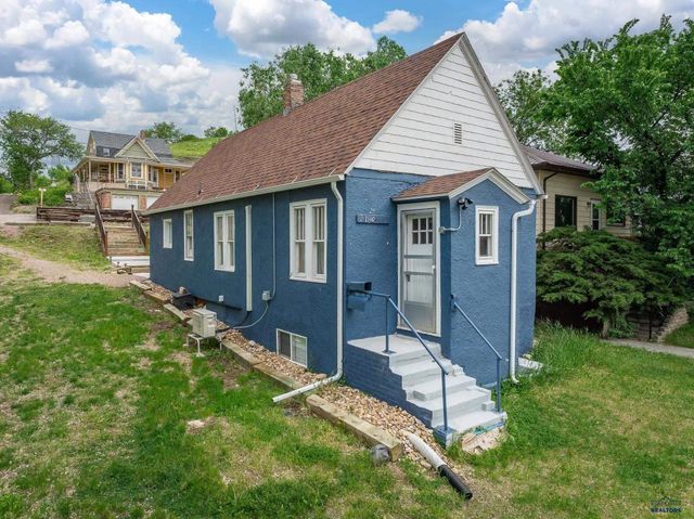 1110 MT RUSHMORE RD, Rapid City, SD 57701