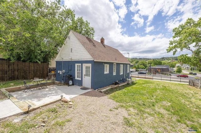 1110 MT RUSHMORE RD, Rapid City, SD 57701